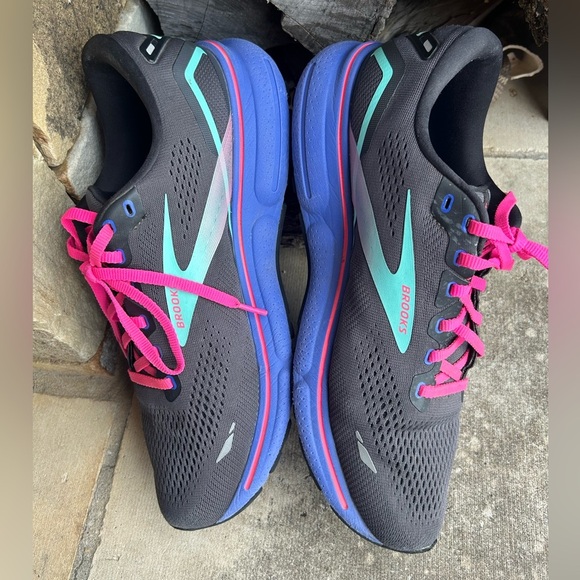 Brooks Ghost 15 Athletic Running sneaker shoes in Black,Pink & purple Sz-12. M - Picture 2 of 14